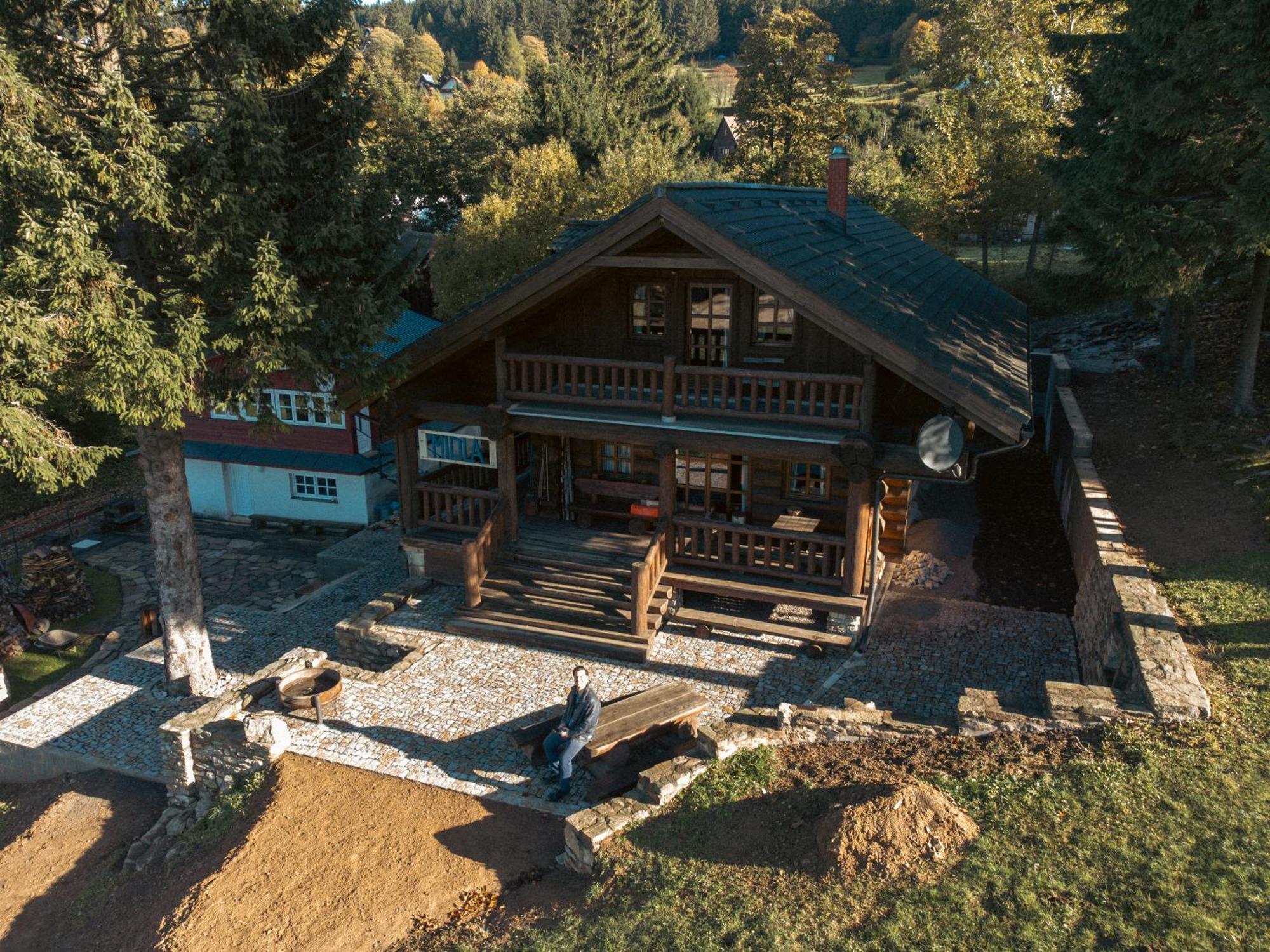 Srub Midla Lodge *